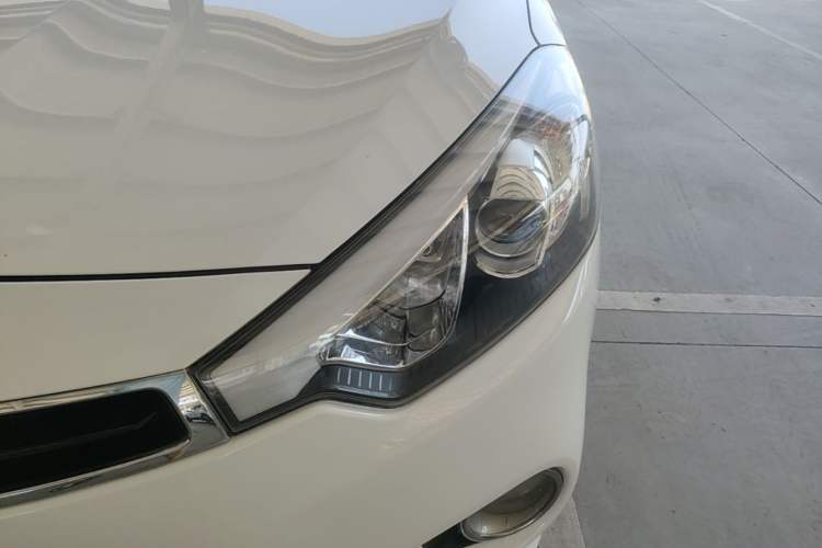 Used Kia K3S 2014 1.6L Manual GL Left Front Headlight