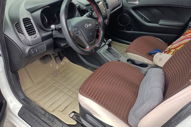 Used Kia K3S 2014 1.6L Automatic GLS Left Front Seat
