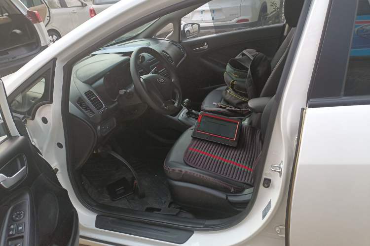 Used Kia K3S 2014 1.6L Automatic GL Left Front Seat
