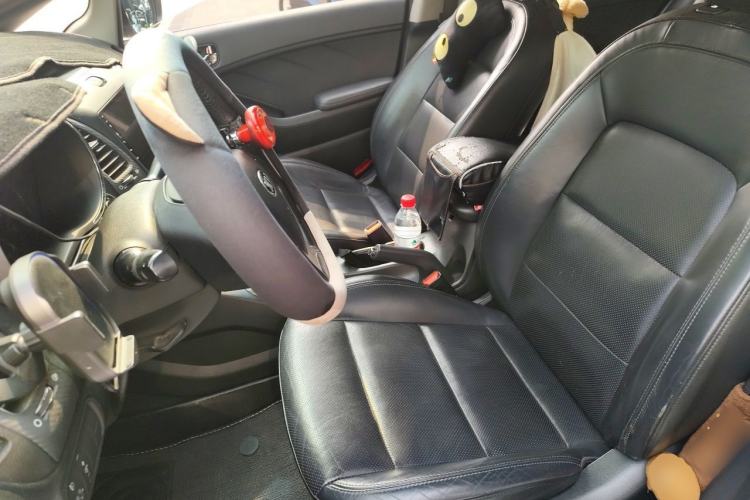 Used Kia K3S 2014 1.6L Automatic GLS Left Front Seat