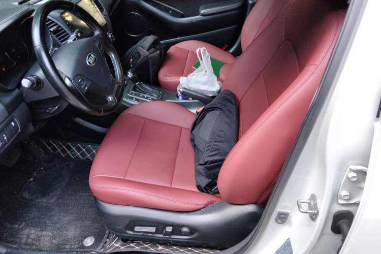Used Kia K3S 2014 1.6L Automatic DLX Left Front Seat