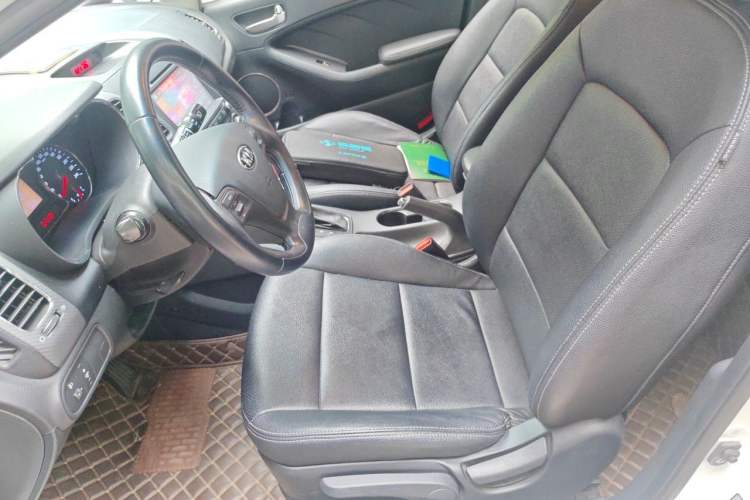 Used Kia K3S 2014 1.6L Automatic GLS Left Front Seat