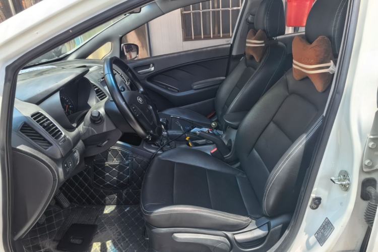 Used Kia K3S 2014 1.6L Manual GLS Left Front Seat