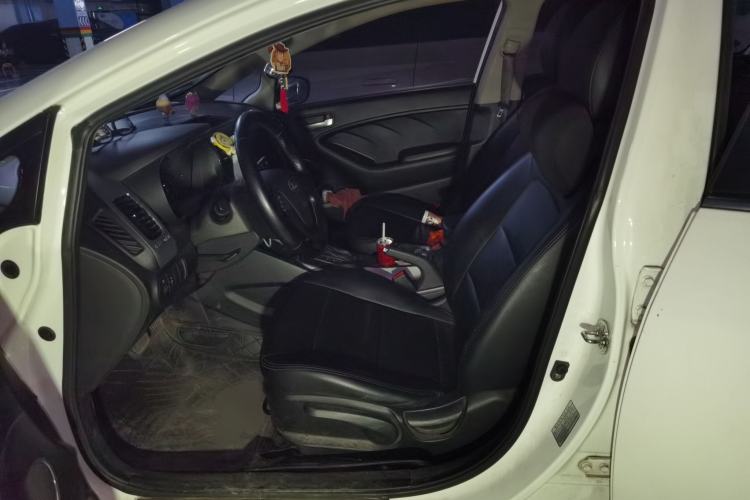 Used Kia K3S 2014 1.6L Automatic GLS Left Front Seat