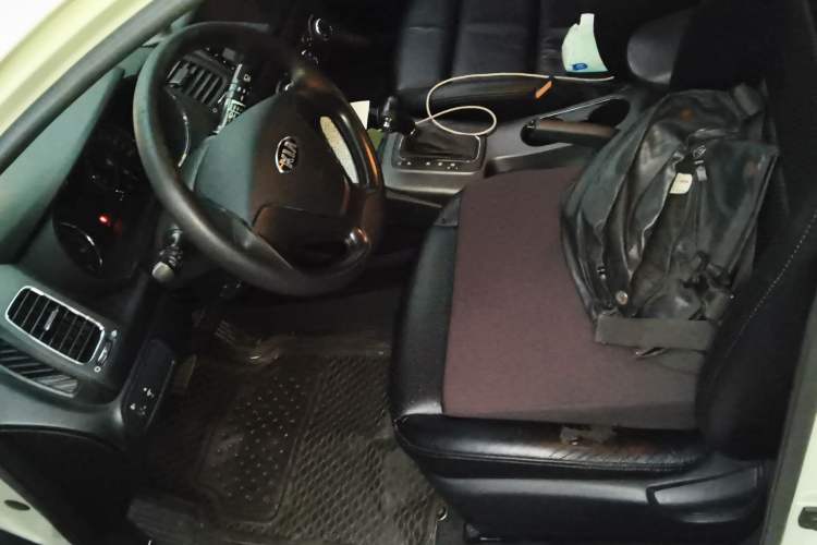 Used Kia K3S 2014 1.6L Automatic GL Left Front Seat