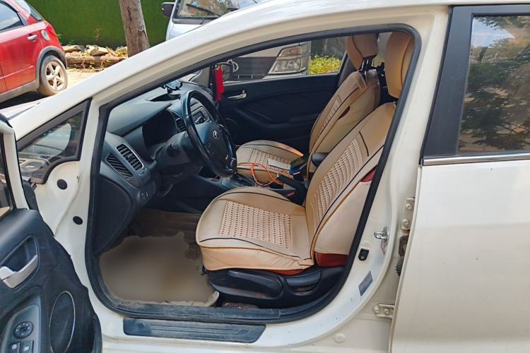 Used Kia K3S 2014 1.6L Automatic GLS Left Front Seat
