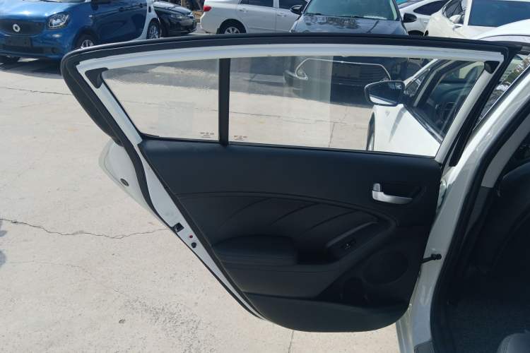 Used Kia K3S 2014 1.6L Automatic GL Left Rear Door Interior