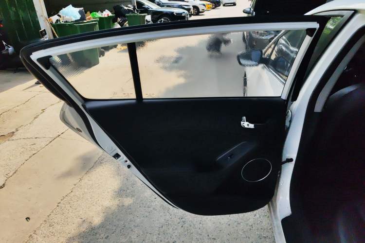 Used Kia K3S 2014 1.6L Automatic DLX Left Rear Door Interior