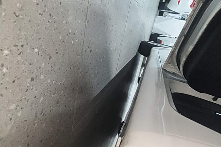 Used Kia K3S 2014 1.6L Automatic GL Left Side Sill