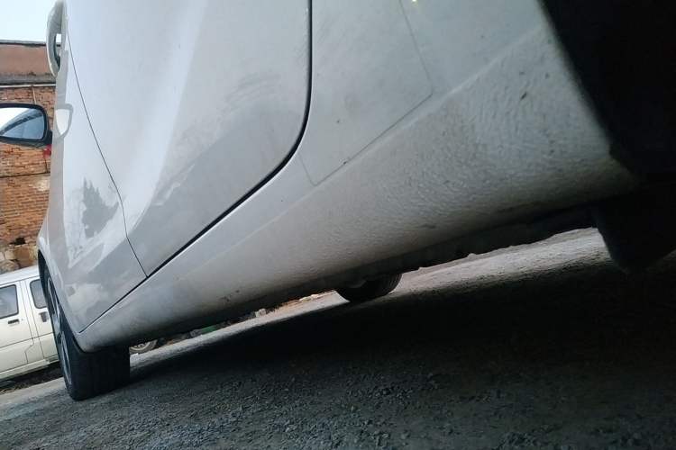 Used Kia K3S 2014 1.6L Automatic DLX Left Side Sill