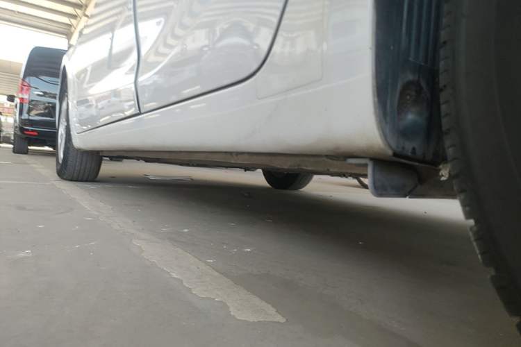 Used Kia K3S 2014 1.6L Manual GL Left Side Sill