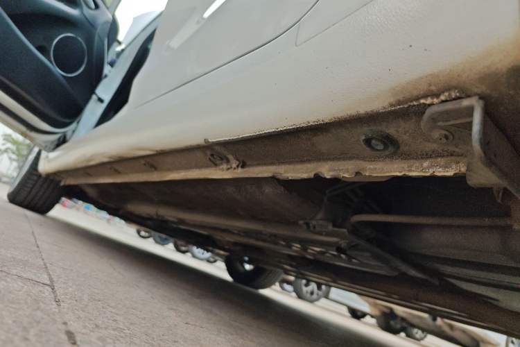 Used Kia K3S 2014 1.6L Manual GLS Left Side Sill