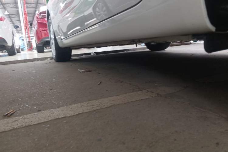 Used Kia K3S 2014 1.6L Automatic GL Left Side Sill