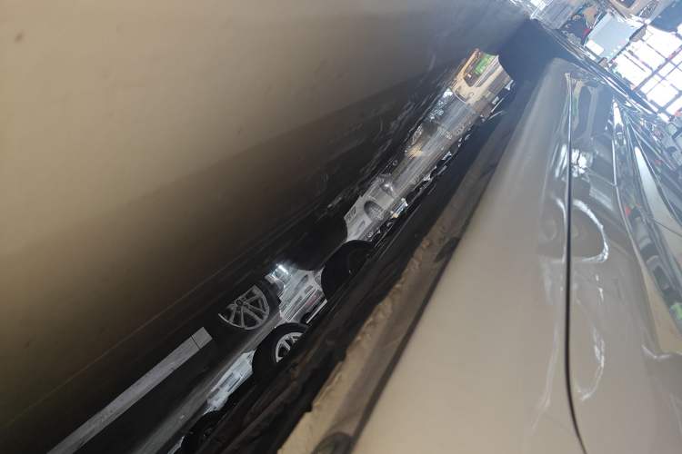 Used Kia K3S 2014 1.6L Automatic Premium Left Side Sill