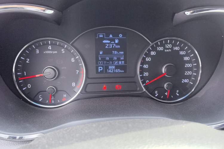 Used Kia K3S 2014 1.6L Automatic GLS Odometer Close Up