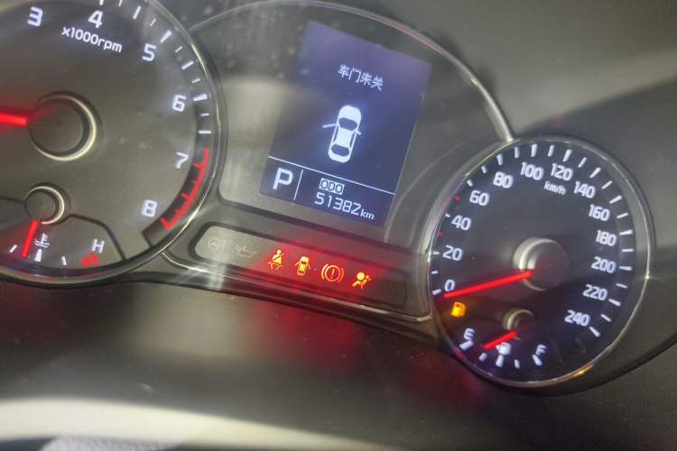 Used Kia K3S 2014 1.6L Automatic GLS Odometer Close Up