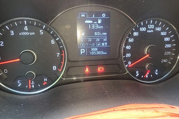 Used Kia K3S 2014 1.6L Automatic GLS Odometer Close Up