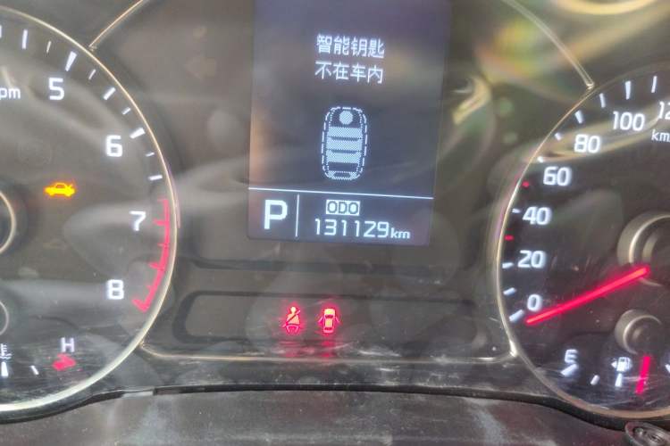 Used Kia K3S 2014 1.6L Automatic GLS Odometer Close Up