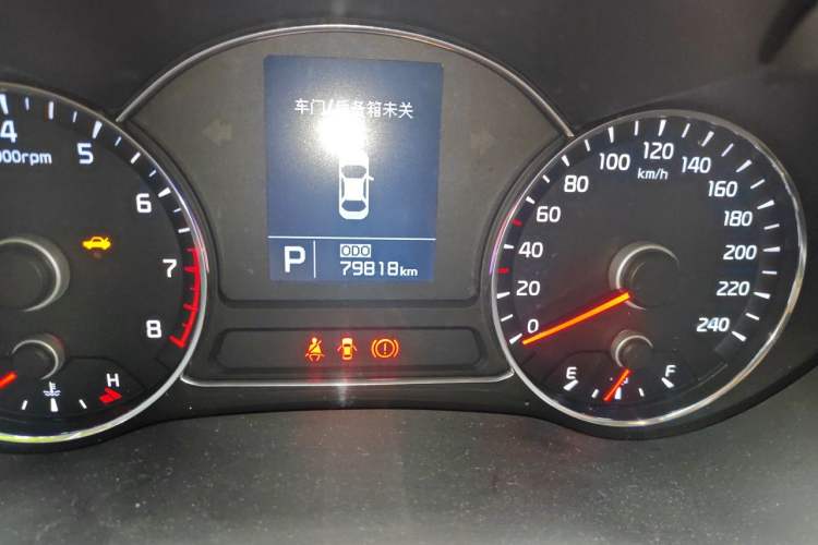 Used Kia K3S 2014 1.6L Automatic GLS Odometer Close Up