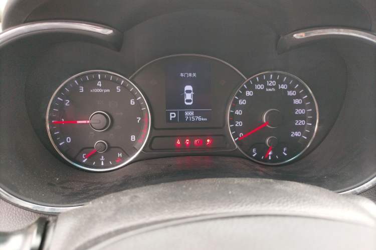 Used Kia K3S 2014 1.6L Automatic GL Odometer Close Up
