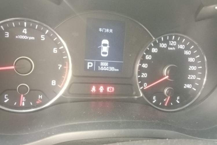 Used Kia K3S 2014 1.6L Automatic DLX Odometer Close Up