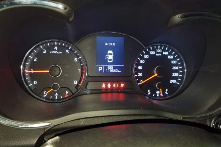 Used Kia K3S 2014 1.6L Automatic GLS Odometer Close Up