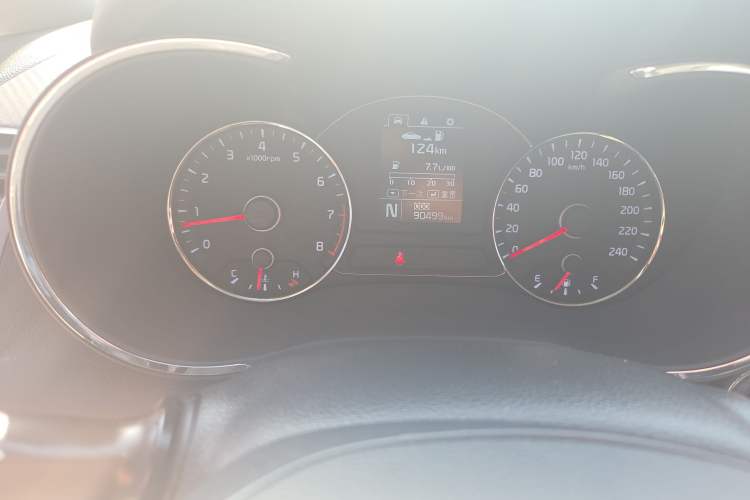 Used Kia K3S 2014 1.6L Automatic GLS Odometer Close Up