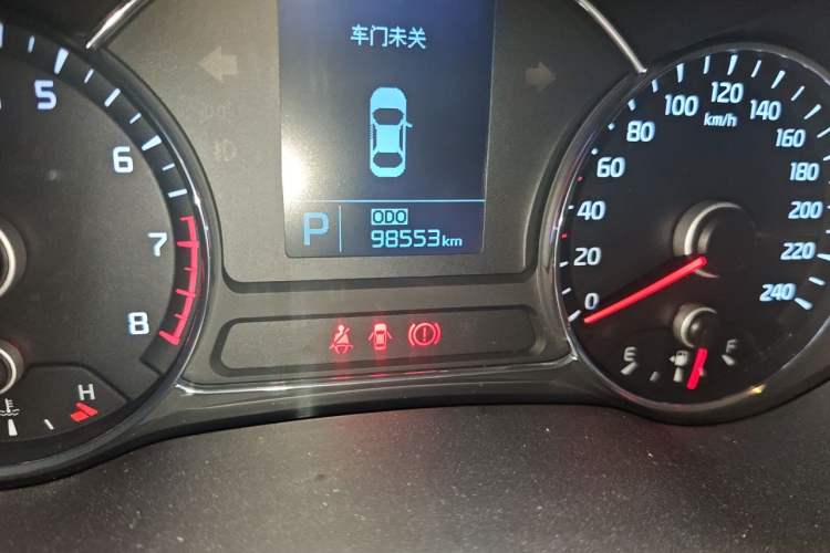 Used Kia K3S 2014 1.6L Automatic GLS Odometer Close Up