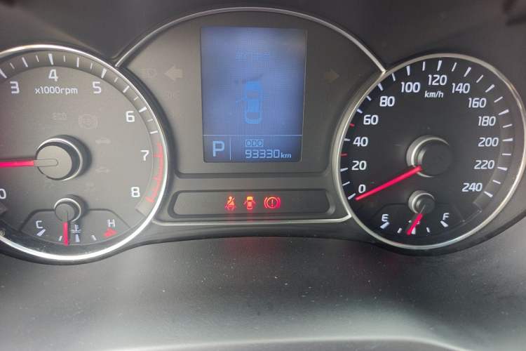 Used Kia K3S 2014 1.6L Automatic GL Odometer Close Up