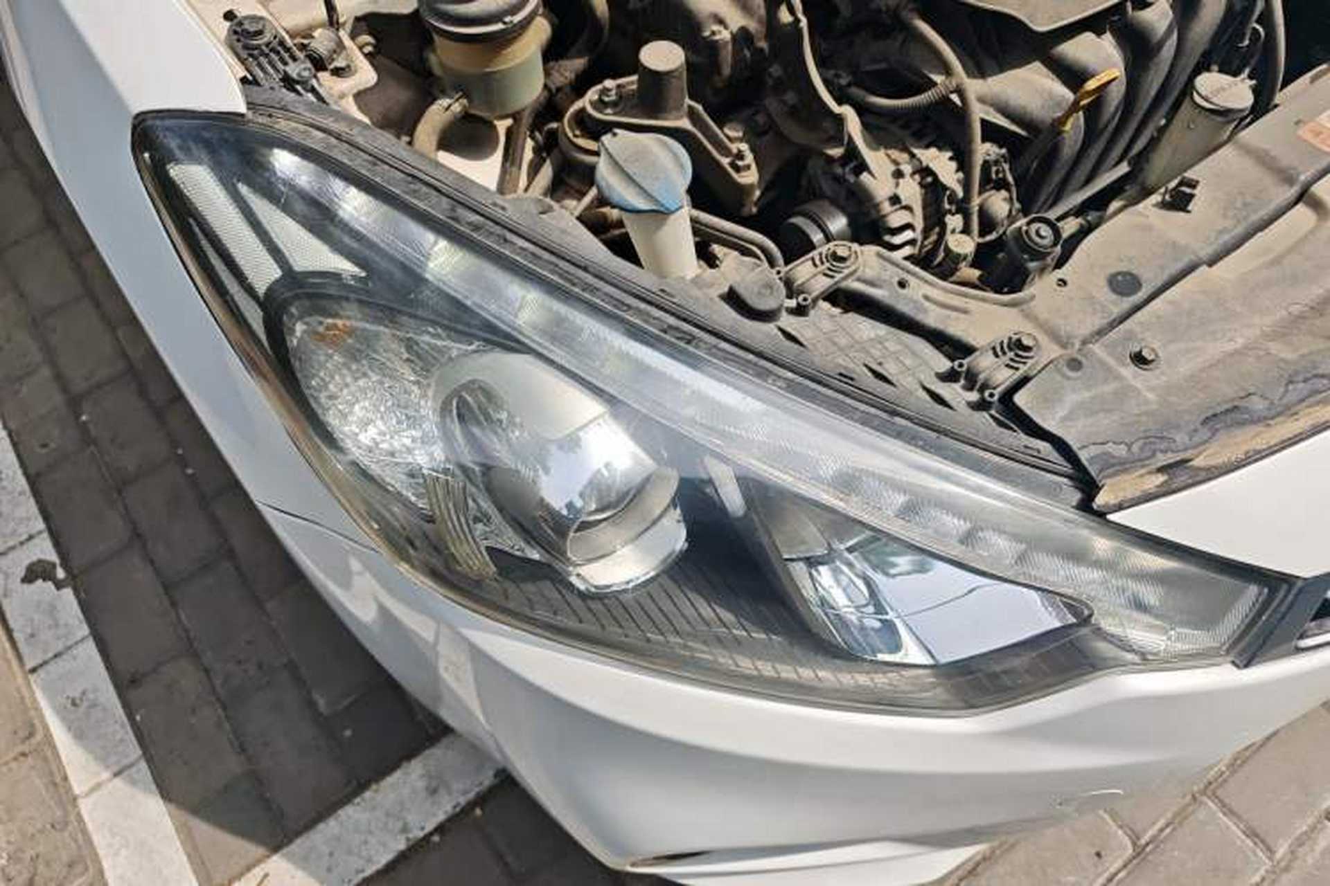 Used Kia K3S 2014 1.6L Automatic GLS Right Front Headlight