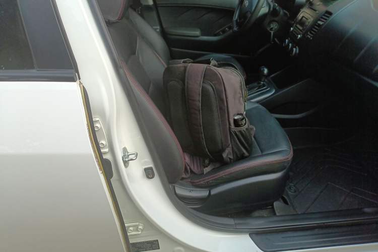 Used Kia K3S 2014 1.6L Automatic GL Right Front Seat