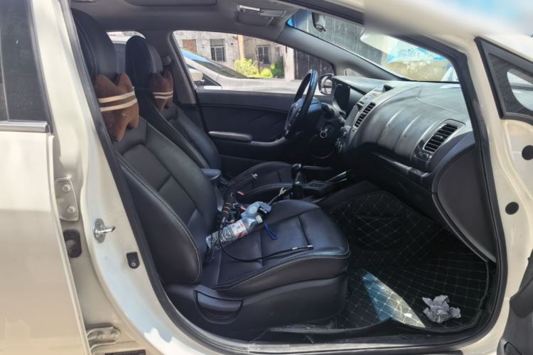 Used Kia K3S 2014 1.6L Manual GLS Right Front Seat