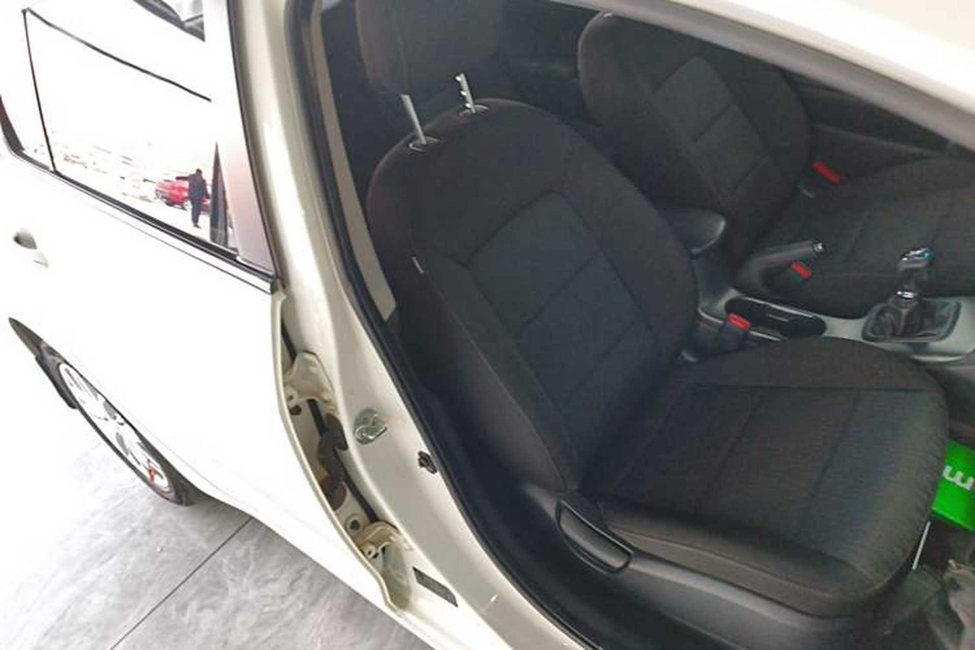 Used Kia K3S 2014 1.6L Manual GLS Right Front Seat