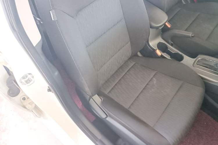 Used Kia K3S 2014 1.6L Automatic GL Right Front Seat