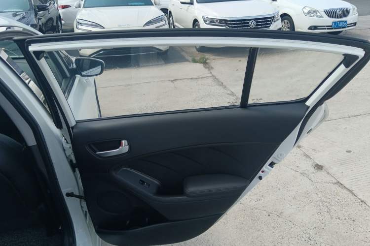 Used Kia K3S 2014 1.6L Automatic GL Right Rear Door Interior