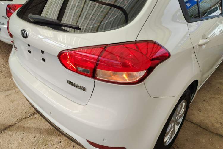 Used Kia K3S 2014 1.6L Automatic GL Right Rear Taillight