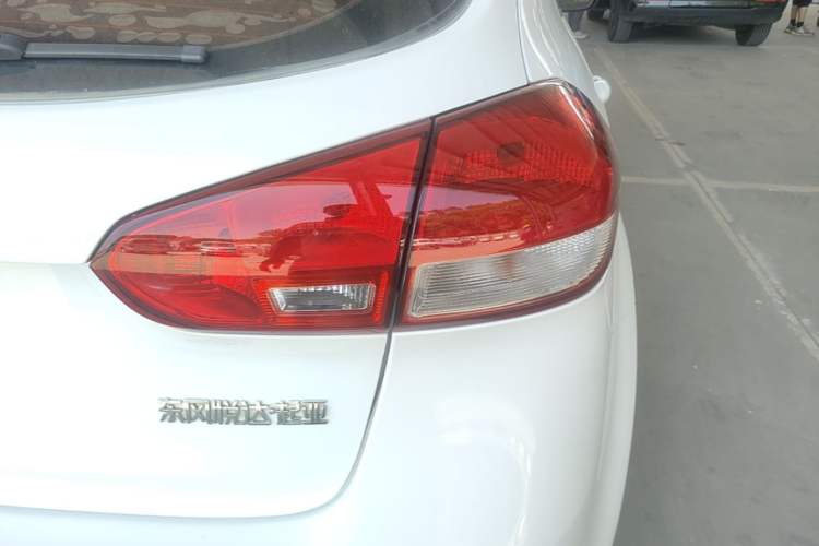 Used Kia K3S 2014 1.6L Manual GL Right Rear Taillight