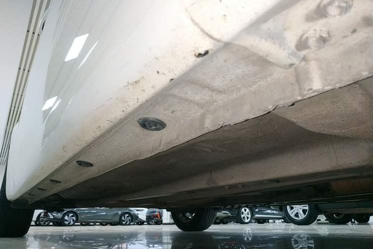 Used Kia K3S 2014 1.6L Automatic GLS Right Side Sill