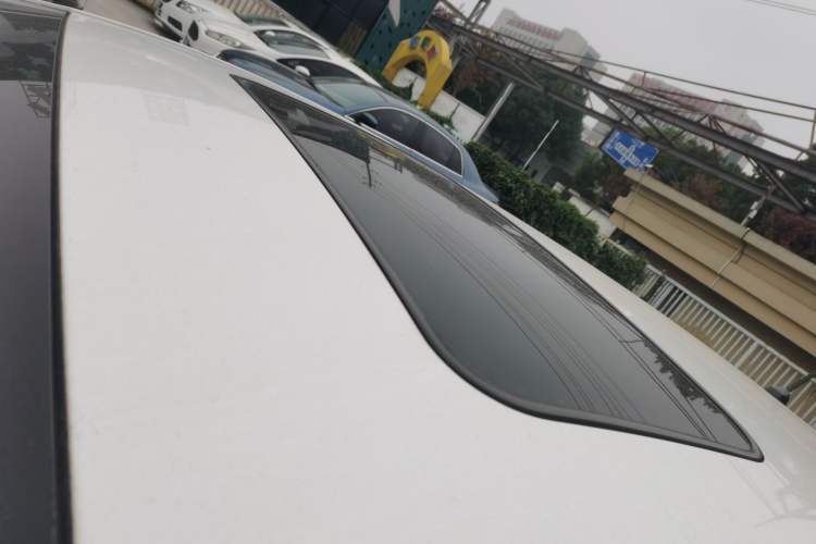 Used Kia K3S 2014 1.6L Automatic DLX Roof