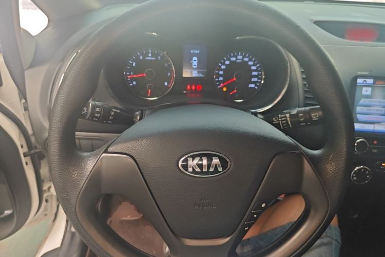 Used Kia K3S 2014 1.6L Manual GL Steering Wheel