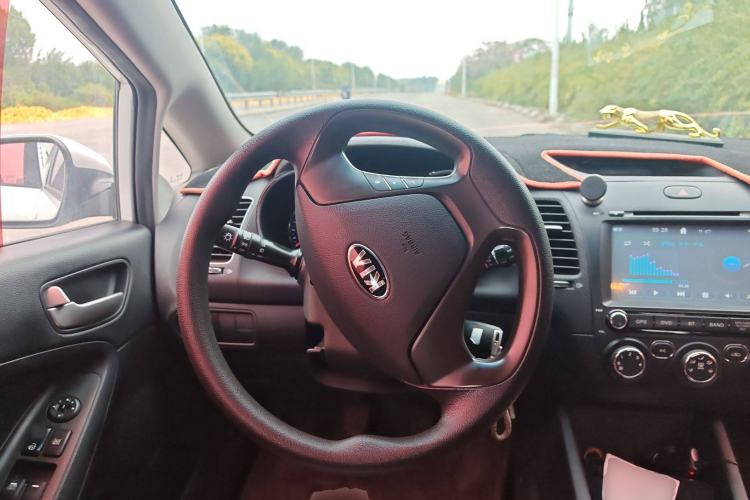 Used Kia K3S 2014 1.6L Manual GL Steering Wheel