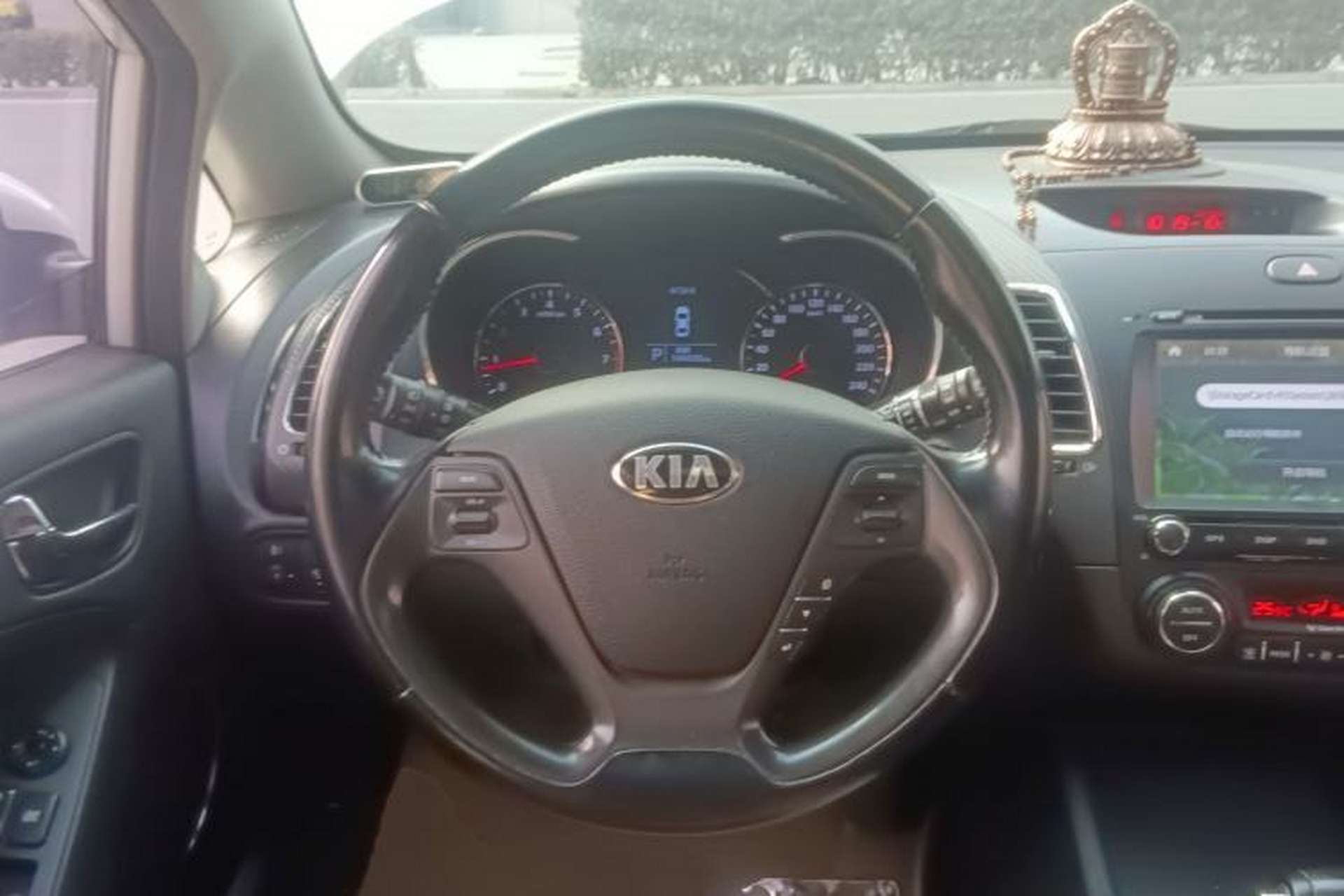 Used Kia K3S 2014 1.6L Automatic DLX Steering Wheel