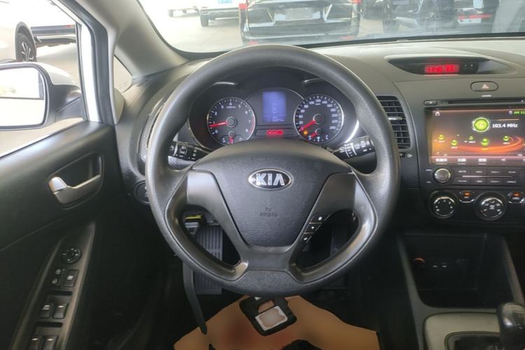 Used Kia K3S 2014 1.6L Manual GL Steering Wheel