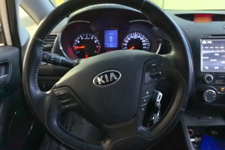 Used Kia K3S 2014 1.6L Manual GLS Steering Wheel