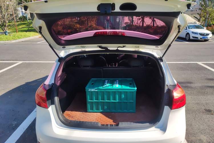 Used Kia K3S 2014 1.6L Automatic Premium Trunk