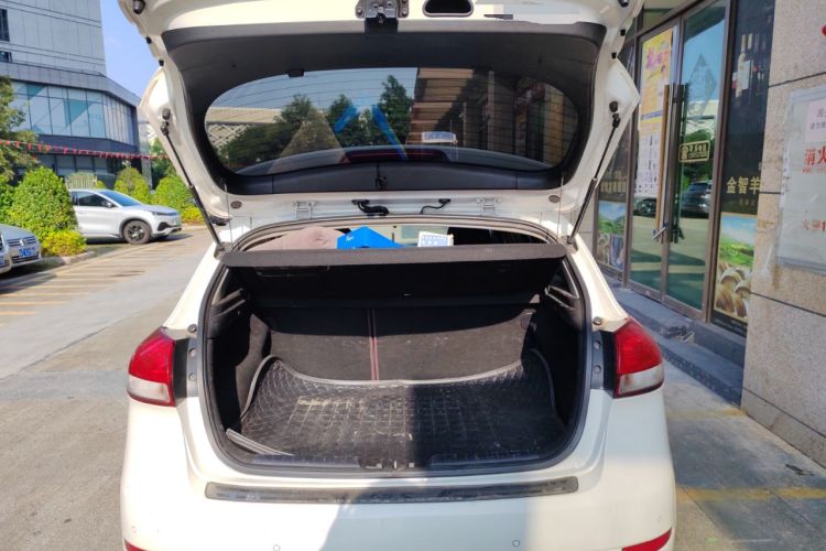 Used Kia K3S 2014 1.6L Automatic GLS Trunk