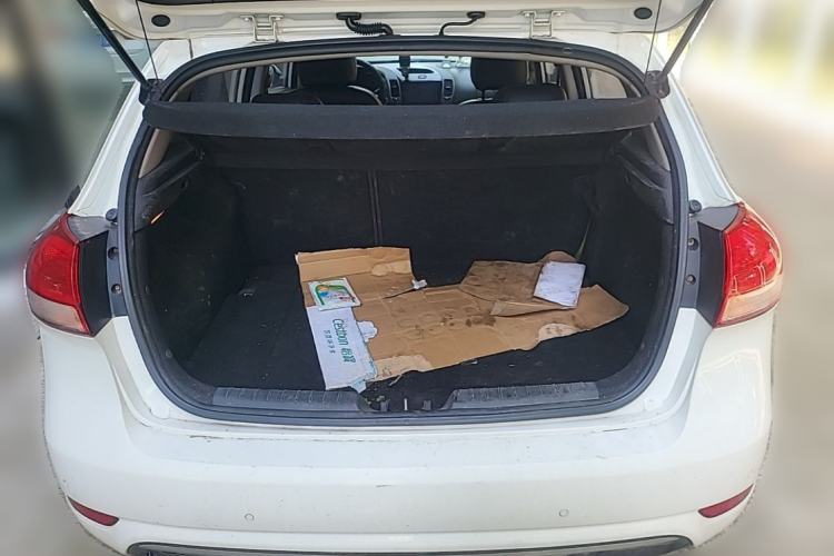 Used Kia K3S 2014 1.6L Automatic GLS Trunk