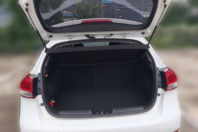 Used Kia K3S 2014 1.6L Automatic DLX Trunk