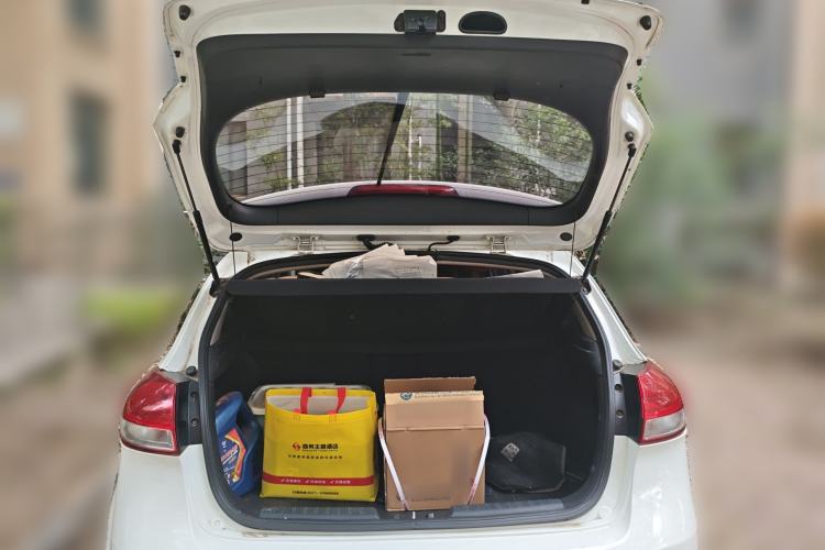 Used Kia K3S 2014 1.6L Manual GLS Trunk