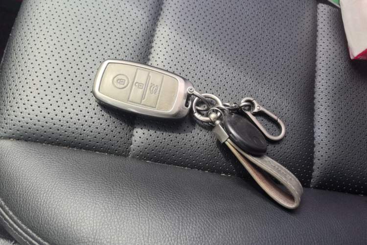 Used Kia K3S 2014 1.6L Automatic GLS Vehicle Key